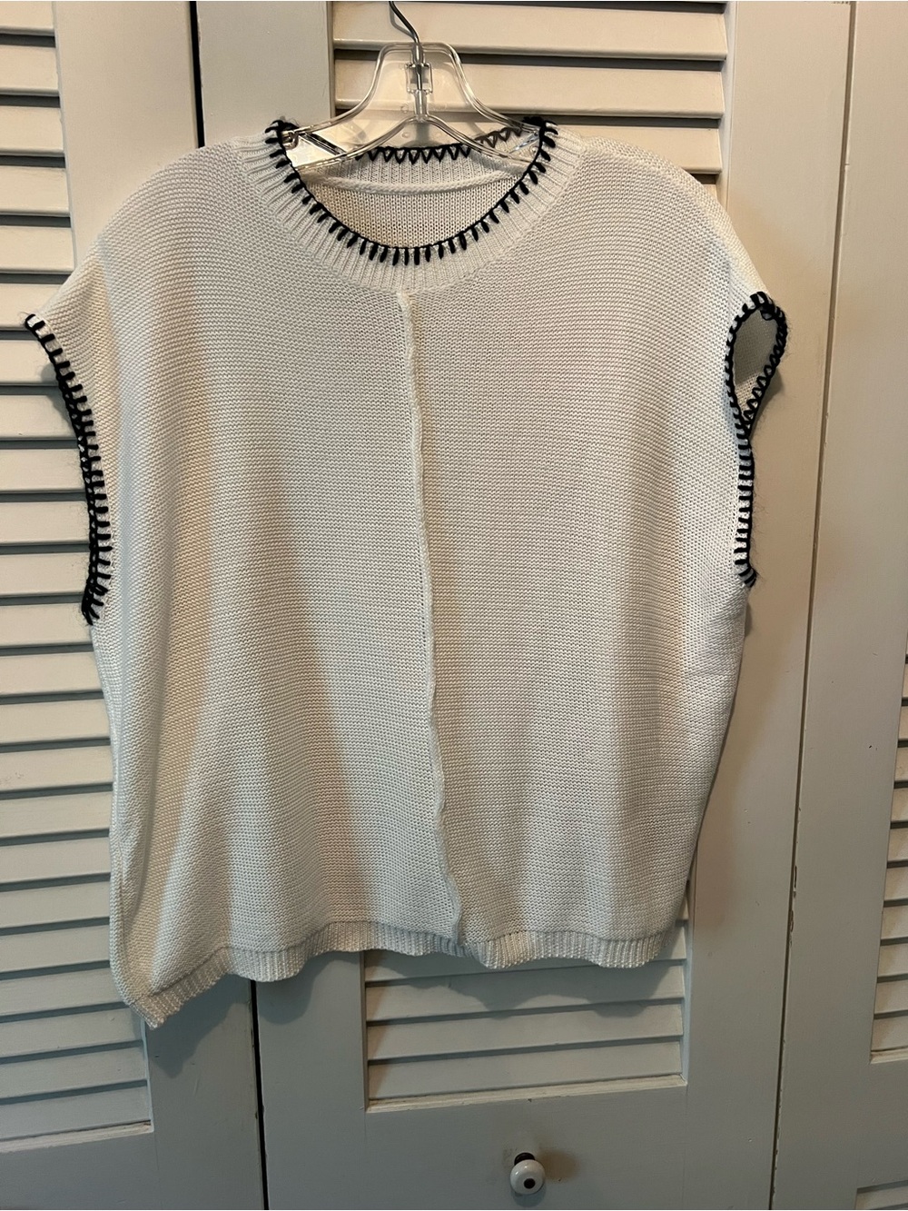 SHEIN White Knit Sleeveless Tank with Black Contrast Trim